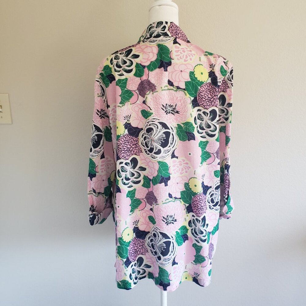 Talbots Blouse 1/2 Button Popover Lightweight Artsy Floral Roll Tab Sleeve Sz M - Picture 5 of 7